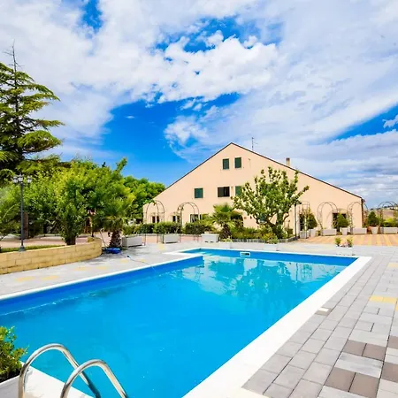 Belvedere Villa Pergusa